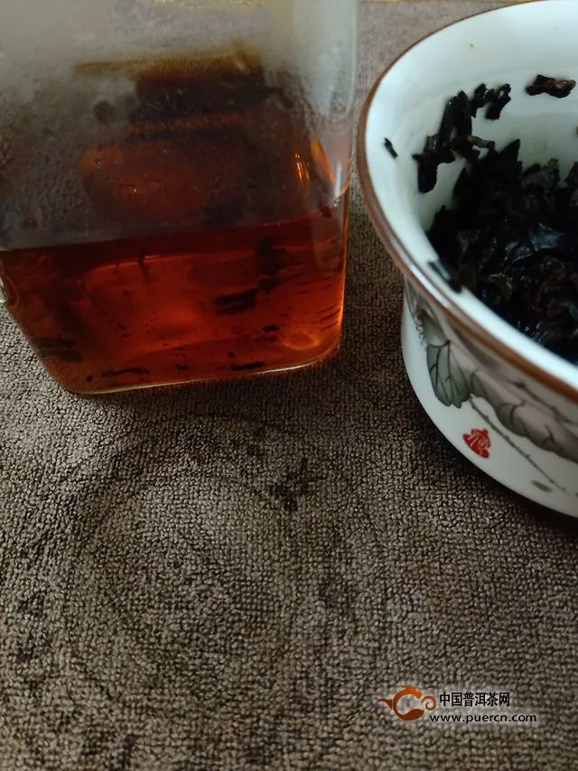 2018年七彩云南新七彩印象熟茶试用评测