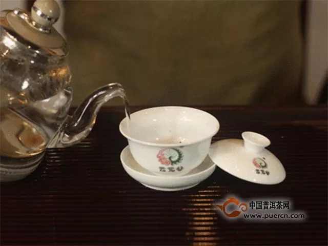 档案【澜沧】谷法制“大发酵系统技术”诠释熟茶“澜沧味”