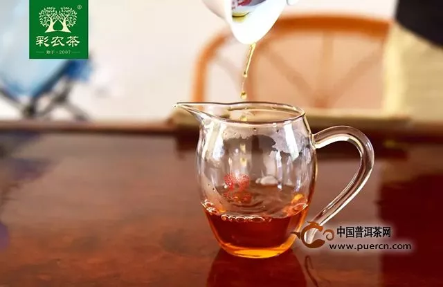 彩农易武晒红：一杯茶，寻梦易武国色天香