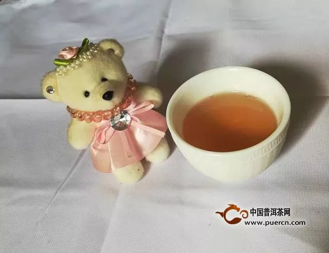 端莊秀麗的普洱茶——普秀（易武生態(tài)喬木圓茶）試用心得