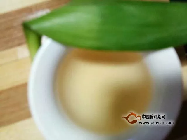 2017年润元昌大树方砖茶试用测评