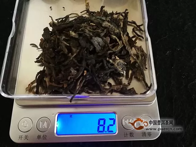 薄薄茶饼 厚厚年味｜ 拉佤布傣.贺岁冰岛生茶试喝