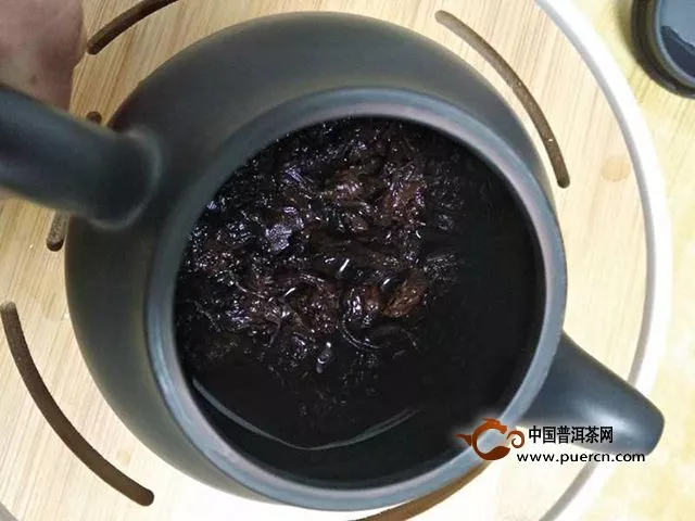 2017年潤(rùn)元昌老茶頭方磚試飲報(bào)告