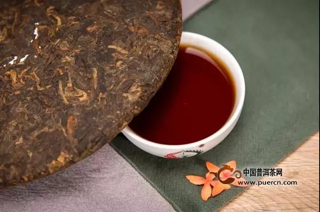 云元谷每日熟茶丨干货：普洱茶的“渥黄”