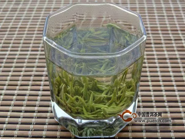 喝綠茶的好處與禁忌