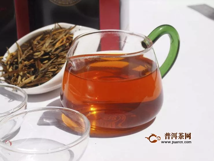 女人喝紅茶的好處，女人喝紅茶有什么注意事項(xiàng)