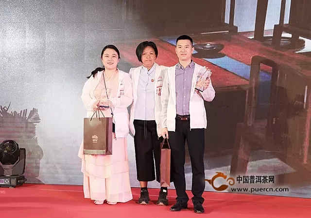 海湾茶业2019年度全国合作商会议在云南安宁温泉宾馆隆重召开！