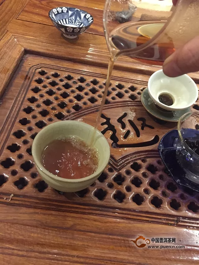 喝不完的茶头，茶头中的战斗机｜2018年吉普号元熟719老茶头评测