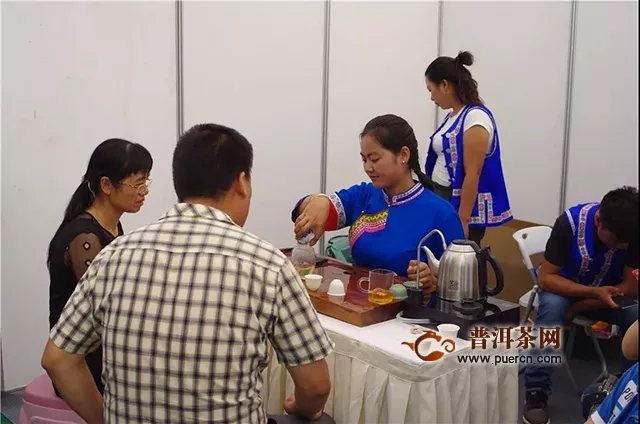 2019年勐腊（国际）贡茶文化节暨第十届易武斗茶大会之福元昌前线