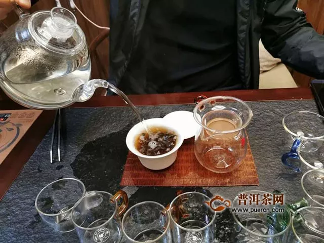 2014年德丰昌-醇厚熟茶品鉴