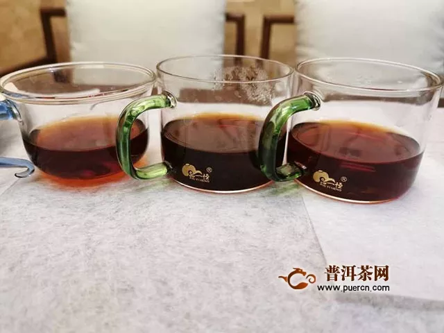 2014年德豐昌-醇厚熟茶品鑒