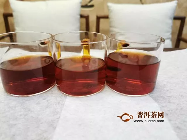 2014年德豐昌-醇厚熟茶品鑒