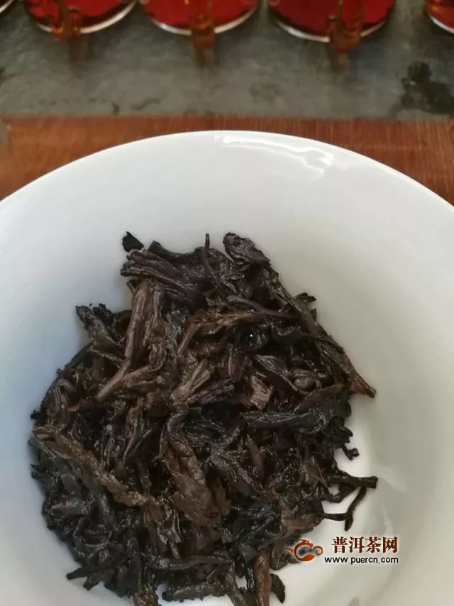 2014年德豐昌-醇厚熟茶品鑒