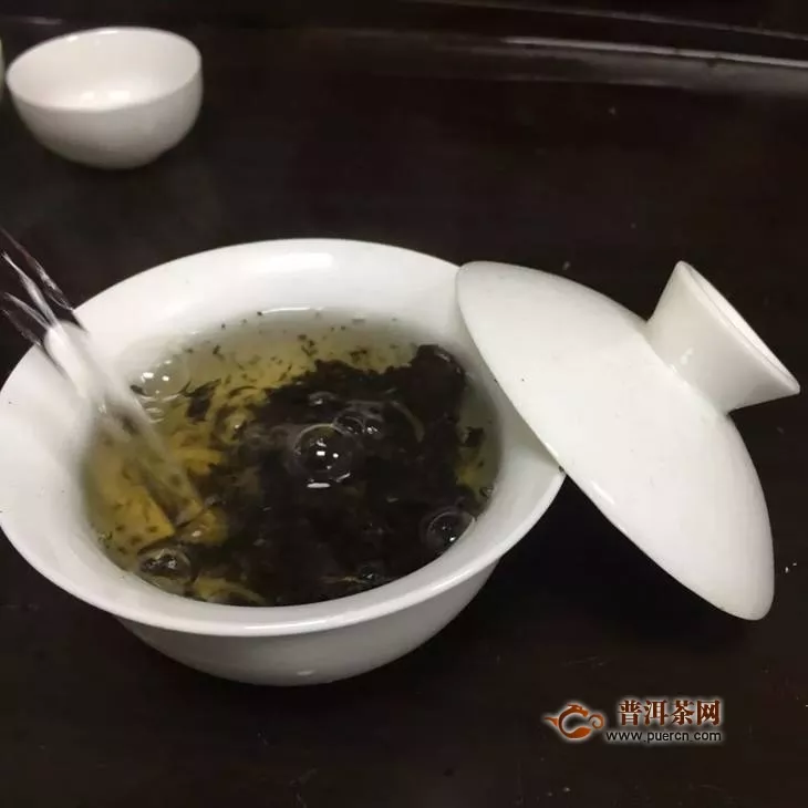 安化花卷茶冲泡方法