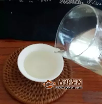 泡好一杯信陽毛尖茶的不同沖泡方法