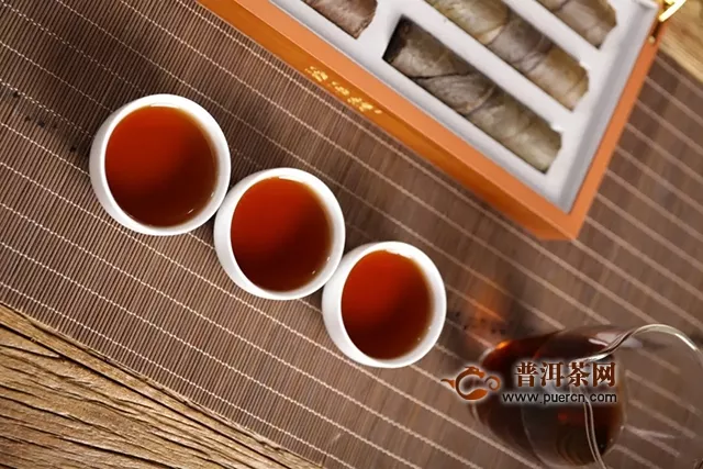广州茶博会丨入夏祛乏，一杯暖茶