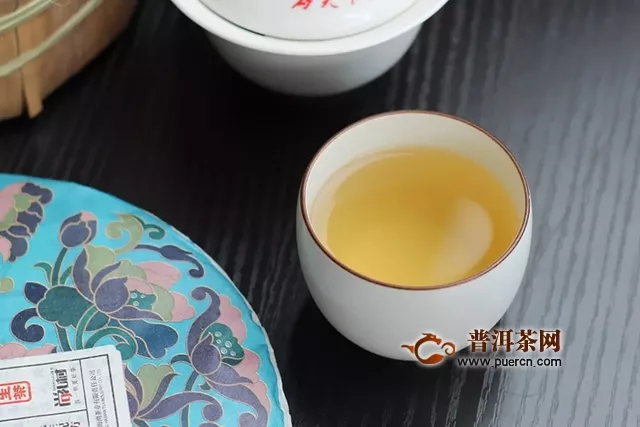 『Tea-新品』2019年  香传  生饼