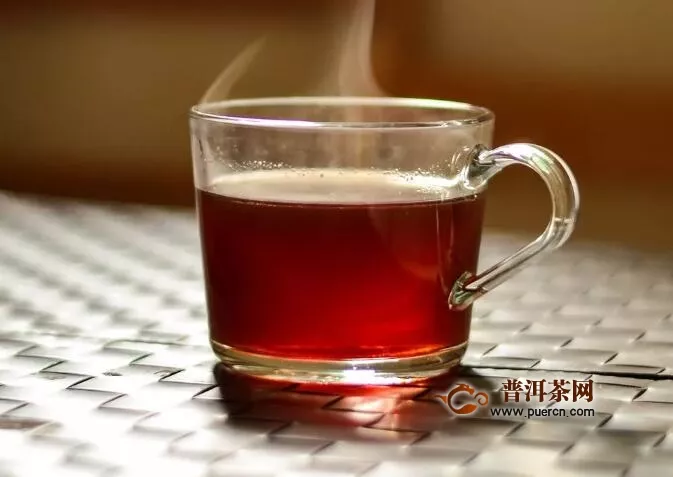 女人喝红茶的功效，延缓衰老留住美肌