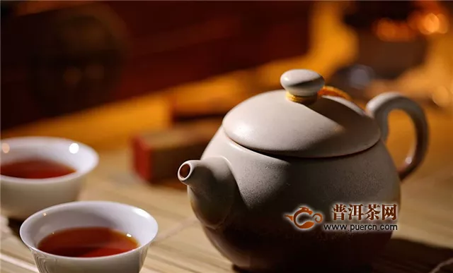 红茶冲泡水温，不同品种红茶水温不同！
