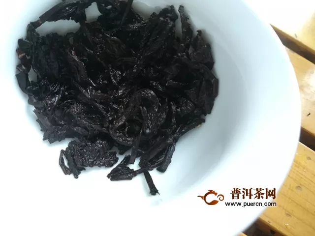 2016年润元昌勐海红韵熟茶357克品鉴报告