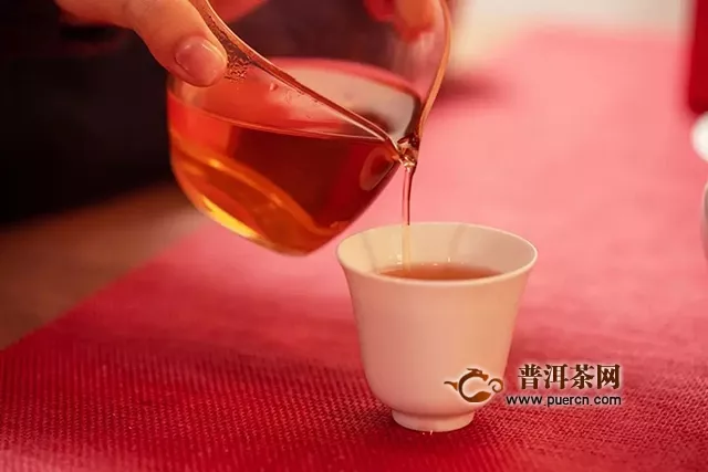 老白茶和白茶的区别，6个方式教您购买优质老白茶