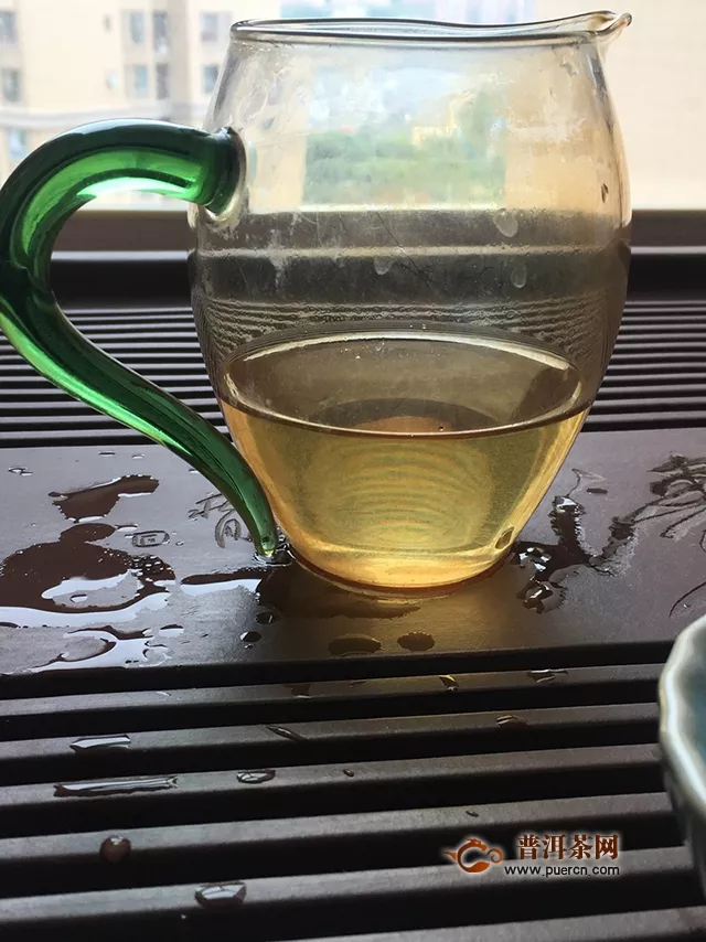 大名鼎鼎--2019年中茶普洱中茶大红印·七十周年尊享版生茶试用评测报告