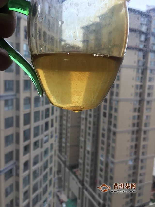 大名鼎鼎--2019年中茶普洱中茶大红印·七十周年尊享版生茶试用评测报告