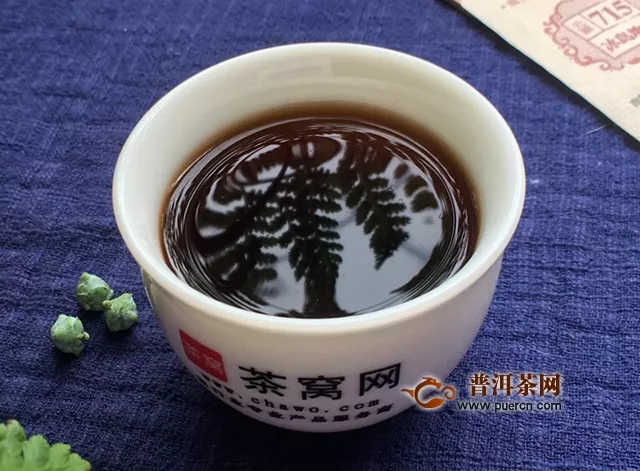 幽香藏千种 仪态盈万方｜ 品吉普号冰岛地界熟茶