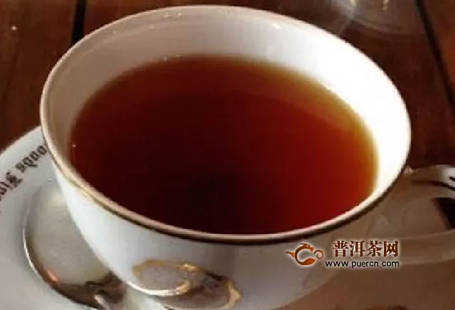 红茶为什么不能久泡？久泡有害健康！