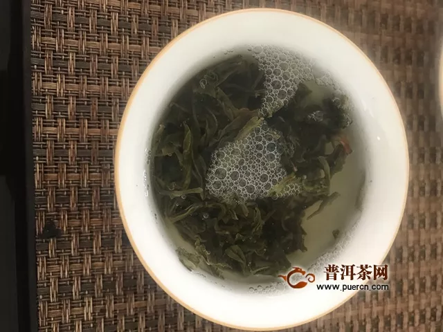 2019年中茶普洱 中茶大红印·七十周年尊享版 生茶试用评测报告