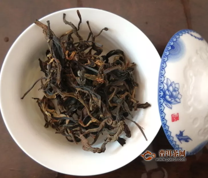 小孩喝紅茶有什么危害，小孩應(yīng)慎飲紅茶！