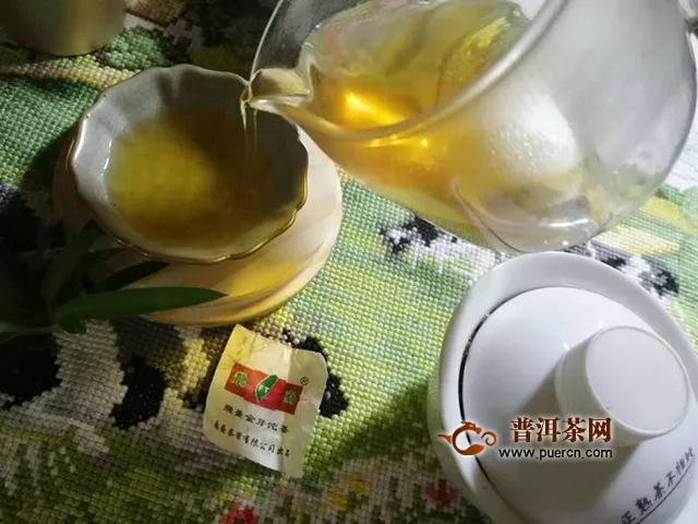 2015年 飝臺金芽沱茶 生茶 200克/沱 试用报告