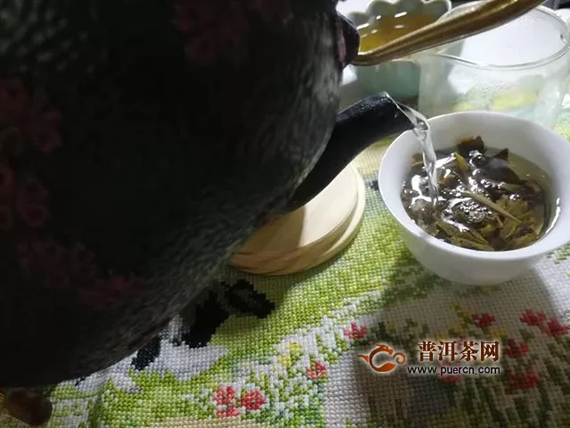 2015年 飝臺金芽沱茶 生茶 200克/沱 试用报告