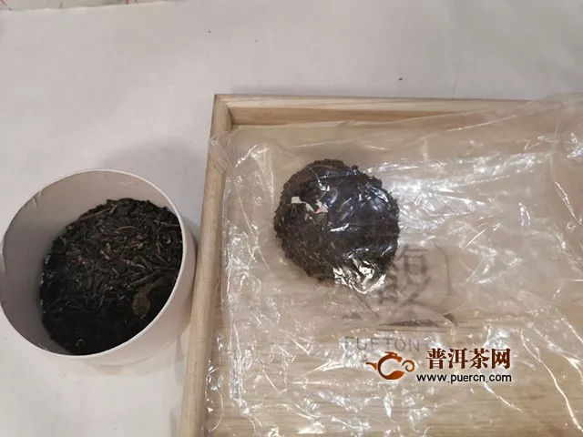 2014年下關(guān)沱茶 綠盒甲級(jí)沱茶 生茶100克飲用報(bào)告