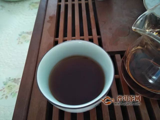 2017年下关沱茶高山乔木（传承FT7573） 熟茶 357克试用报告