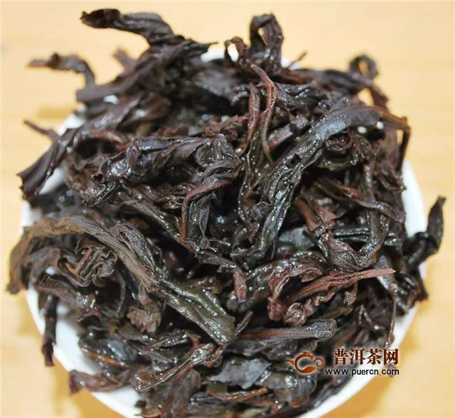 乌龙茶和黑乌龙茶的区别，黑乌龙茶减肥效果更好！