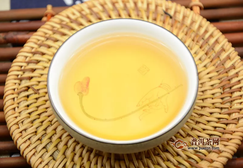 陈皮红茶的功效与作用，红茶可以与哪些东西一起冲泡？