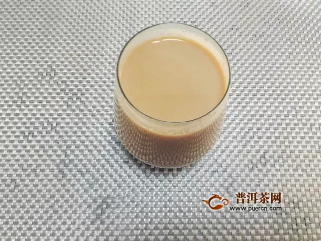 紅茶拿鐵和奶茶有什么區(qū)別