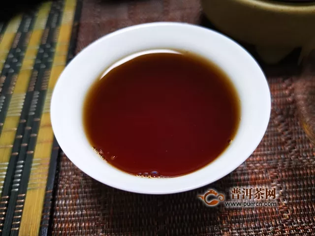 2018年天弘易武宫廷熟茶试用评测报告