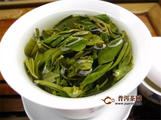 从水色和叶底上鉴别绿茶和白茶的好坏