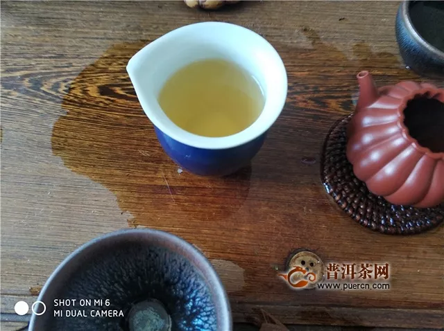 2014年下關(guān)沱茶FT蒼洱圓茶試用評(píng)測報(bào)告