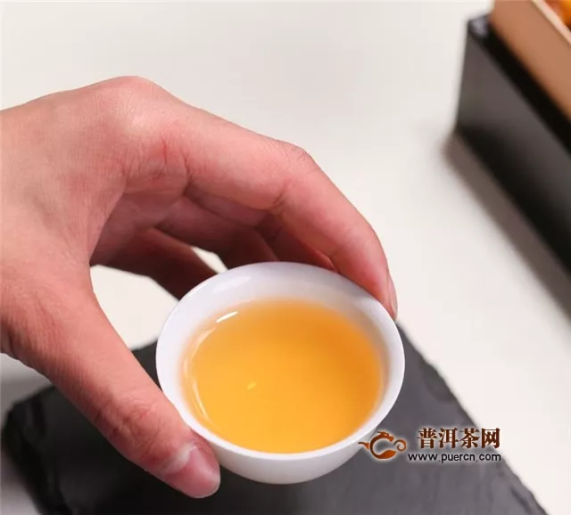 漳平水仙茶的功效，有改善听力等功效！