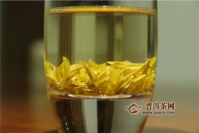 黄茶冲泡温度，70～75℃即可！