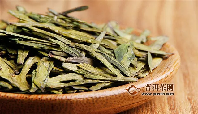 西湖龙井是名茶，卢正浩是茶叶品牌