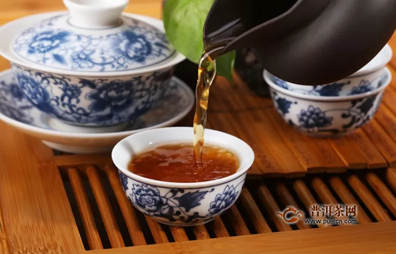 黑茶能治痛风是真的吗？合理喝黑茶赶走痛风！