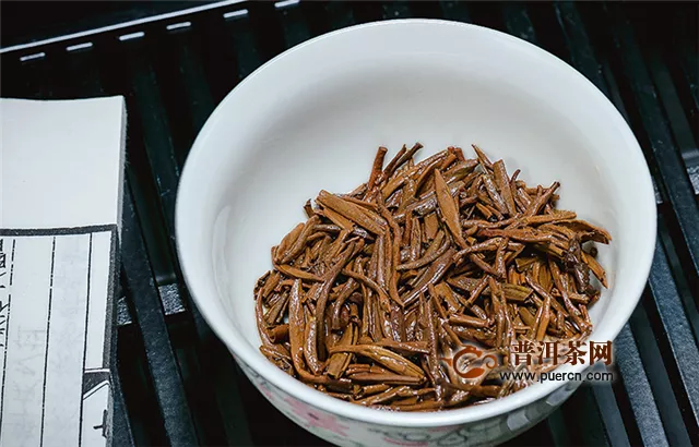 在實(shí)體店怎么購買金駿眉茶葉