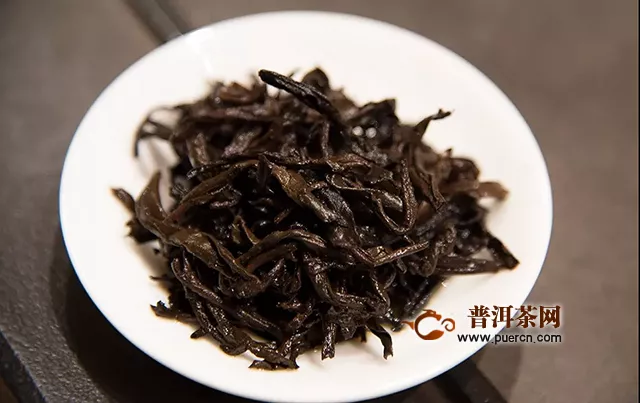 书院熟茶千堆第40期，易武落水洞  细腻的纯净感