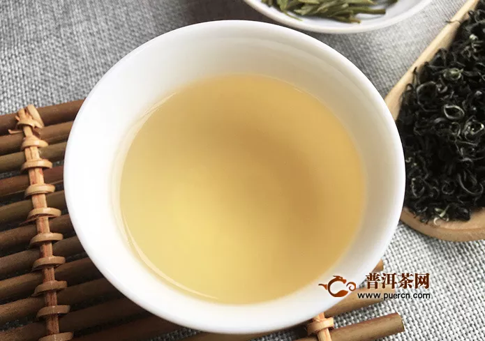 绿茶和红茶功效，绿茶和红茶——最健康的茶饮！
