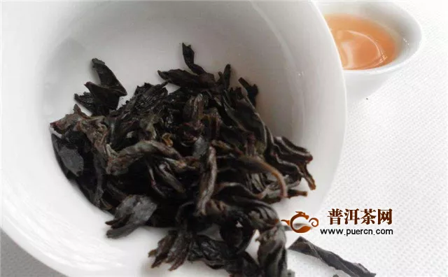岩茶的品种和产地，岩茶的常见品种！