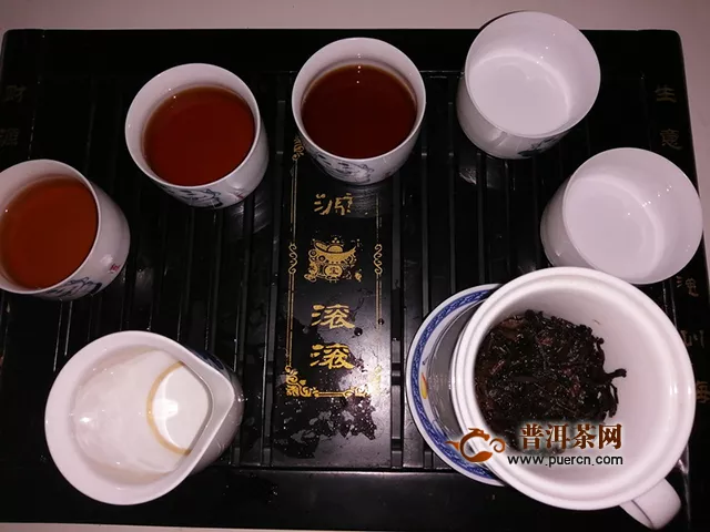 2019年 天弘易武枕头砖 熟茶试用评测报告